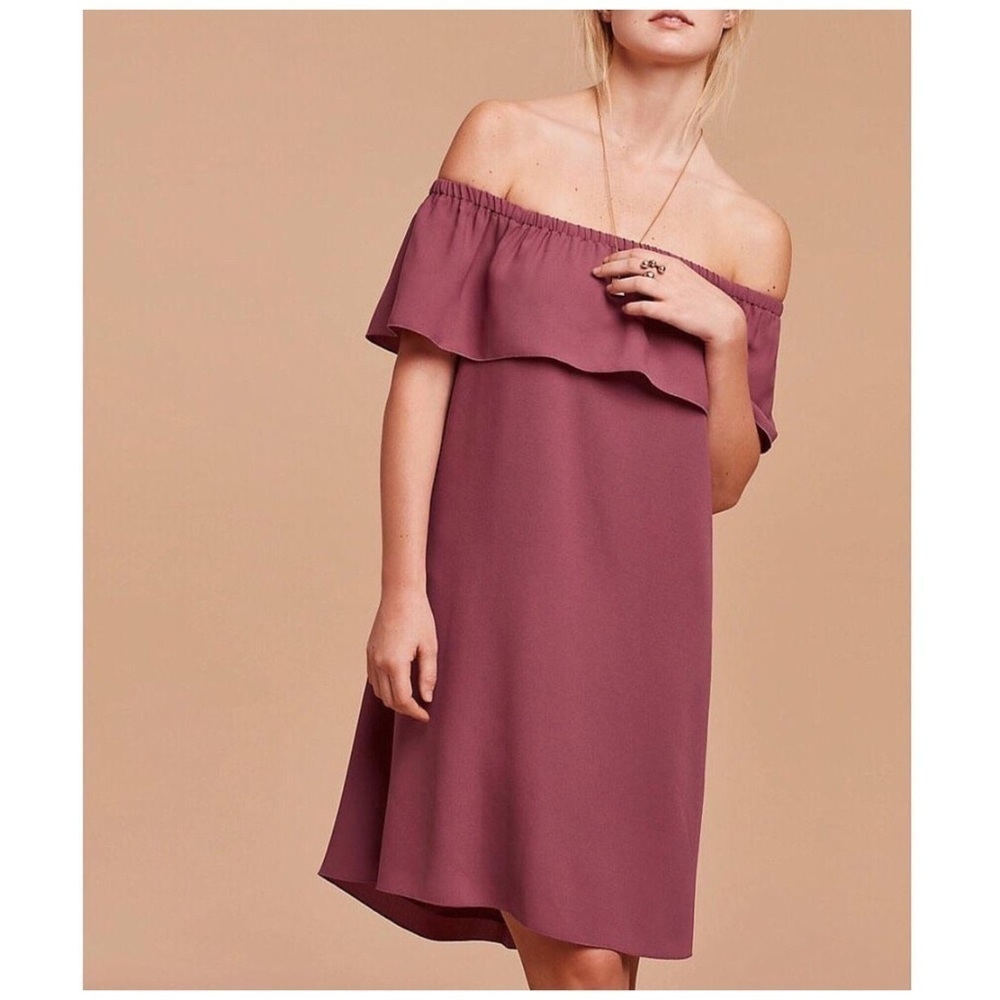 Aritizia Wilfred Hosta Off the Shoulder Dress
